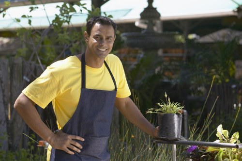 A calm discussion about garden service concerns and resolution steps